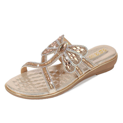 Bequeme Sommersandalen gekleidet