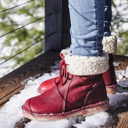 Stylische und stützende orthopädische Stiefel