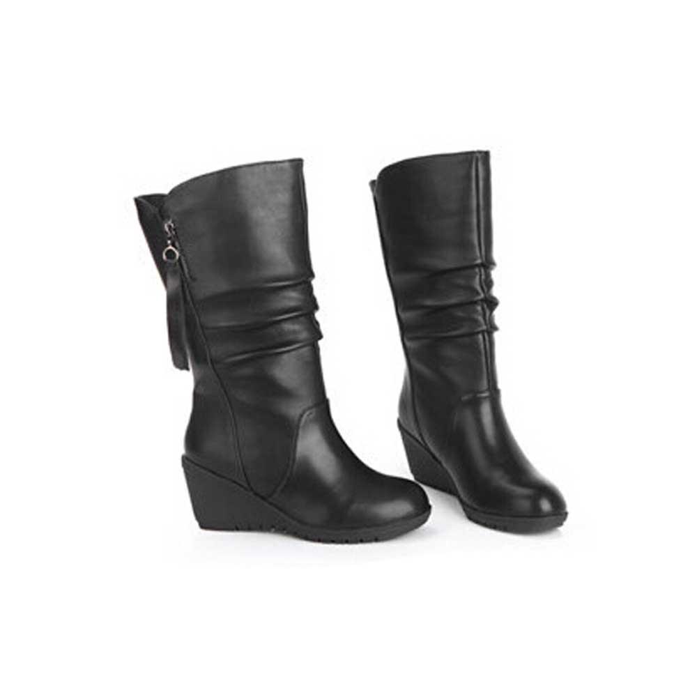 Stylische und stützende orthopädische Stiefel